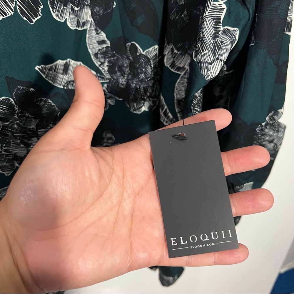 Eloquii Floral Blouse With Ruched Sleeves Green/Black/White Size 28 - Picture 5 of 10